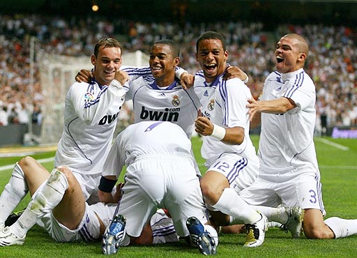 一场5-1狂胜！梅西创造个人新纪录，率领迈阿密国际斩获东部冠军