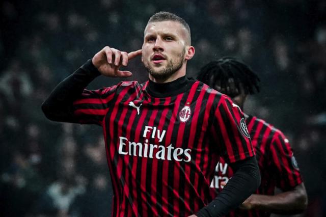 记者：申花本周二结束假期，重新集结备战今年的亚冠收官战