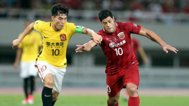 官方：恰尔汗奥卢手腕受伤退出土耳其大名单，不会出战西班牙